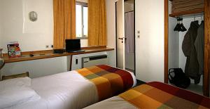 Enjoy the comfort of our 2, 3 or 4 star hotels throughout France